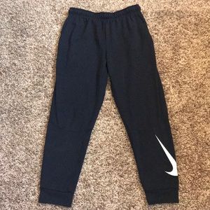 NIKE BLACK SWEATPANTS